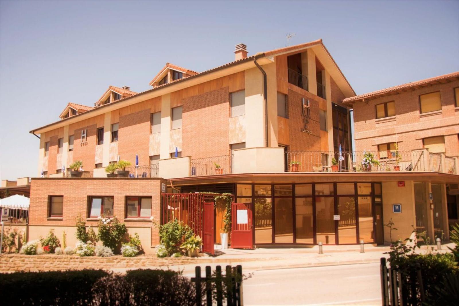 Hotel Villa De Larraga Buitenkant foto