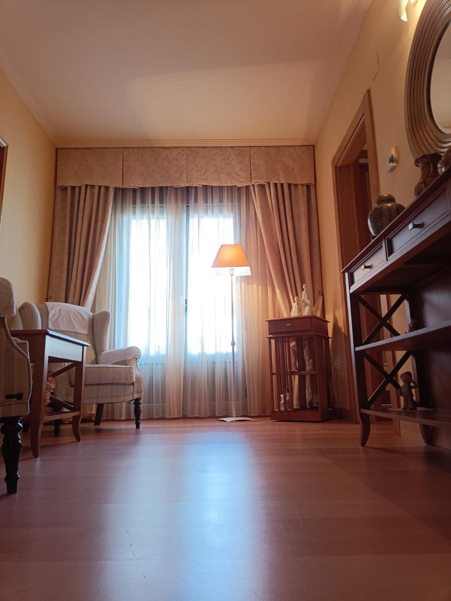 Hotel Villa De Larraga Buitenkant foto